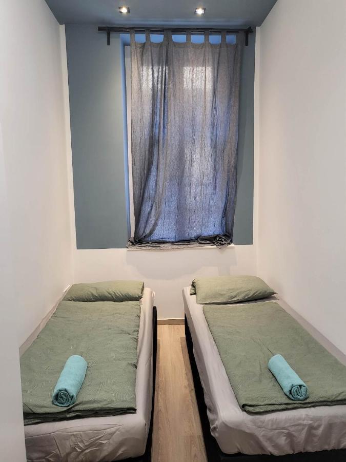 Roland Downtown - Korut Appartamento Budapest