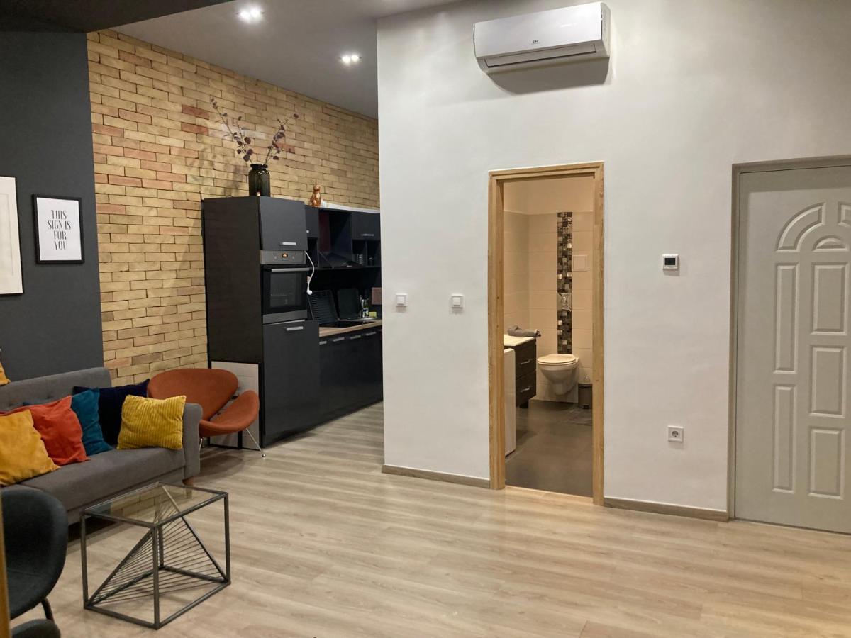 Roland Downtown - Korut Appartamento Budapest